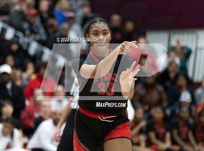 Thumbnail 1 in O'Fallon vs. Alton (IHSA 4A Sectional Semifinal) photogallery.