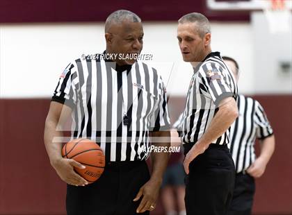 Thumbnail 1 in O'Fallon vs. Alton (IHSA 4A Sectional Semifinal) photogallery.