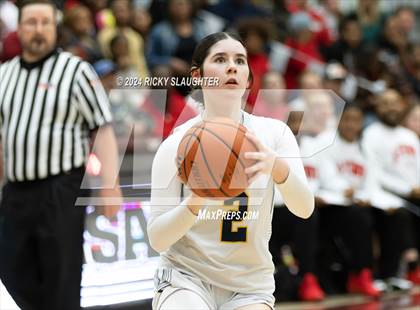 Thumbnail 1 in O'Fallon vs. Alton (IHSA 4A Sectional Semifinal) photogallery.