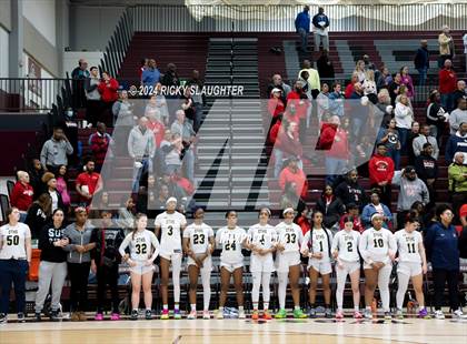 Thumbnail 3 in O'Fallon vs. Alton (IHSA 4A Sectional Semifinal) photogallery.