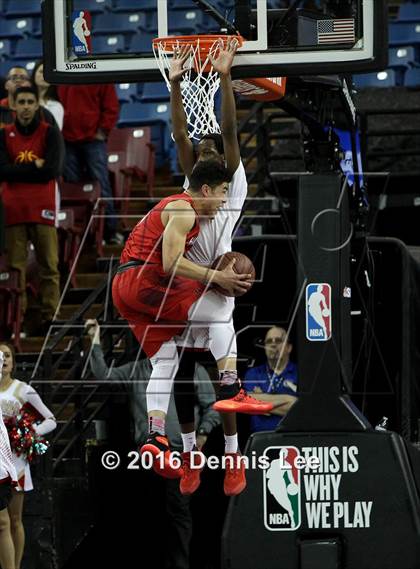 Thumbnail 2 in Harvard-Westlake vs. Palma (CIF State D4 Final) photogallery.