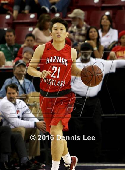 Thumbnail 3 in Harvard-Westlake vs. Palma (CIF State D4 Final) photogallery.