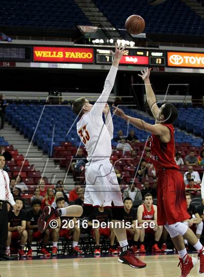 Thumbnail 2 in Harvard-Westlake vs. Palma (CIF State D4 Final) photogallery.