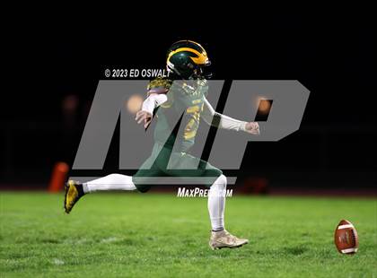 Thumbnail 3 in Willits vs. Ferndale (CIF NCS D7 Final) photogallery.