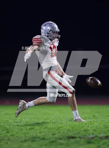 Thumbnail 3 in Willits vs. Ferndale (CIF NCS D7 Final) photogallery.