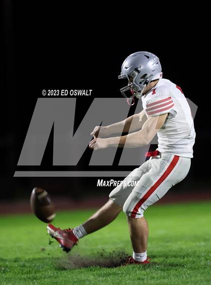 Thumbnail 1 in Willits vs. Ferndale (CIF NCS D7 Final) photogallery.
