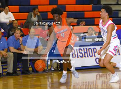 Thumbnail 2 in Bishop Gorman vs. Sheldon (Tarkanian Classic) photogallery.