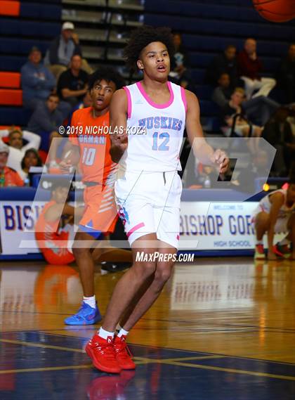 Thumbnail 3 in Bishop Gorman vs. Sheldon (Tarkanian Classic) photogallery.