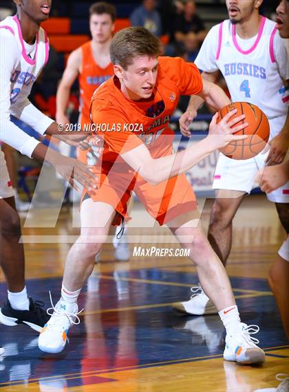 Thumbnail 1 in Bishop Gorman vs. Sheldon (Tarkanian Classic) photogallery.