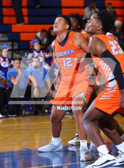 Thumbnail 3 in Bishop Gorman vs. Sheldon (Tarkanian Classic) photogallery.