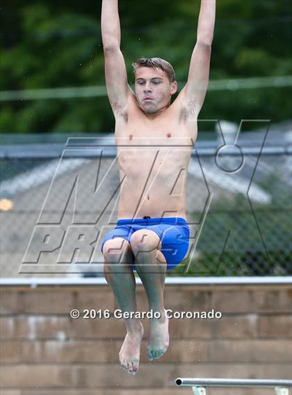Thumbnail 3 in CIF SJS Boys Diving Finals photogallery.