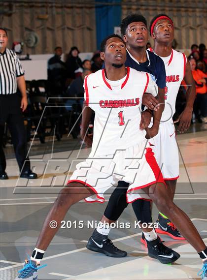 Thumbnail 2 in Lawndale vs. Compton (Jordan Take Flight Challenge) photogallery.