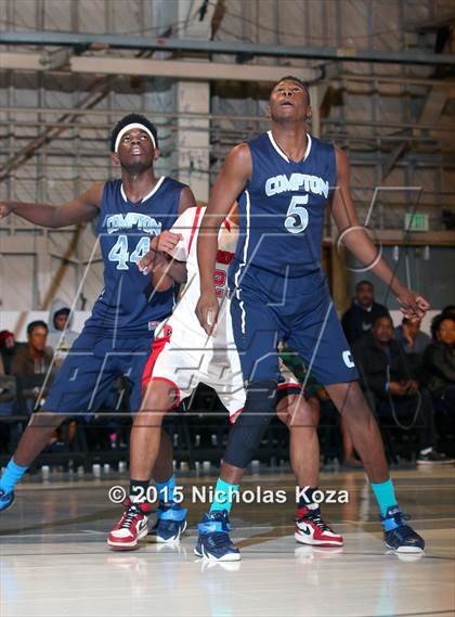 Thumbnail 2 in Lawndale vs. Compton (Jordan Take Flight Challenge) photogallery.