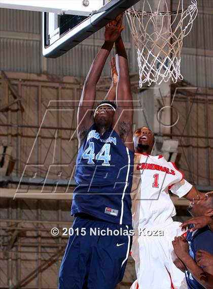 Thumbnail 3 in Lawndale vs. Compton (Jordan Take Flight Challenge) photogallery.