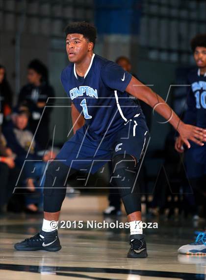 Thumbnail 1 in Lawndale vs. Compton (Jordan Take Flight Challenge) photogallery.