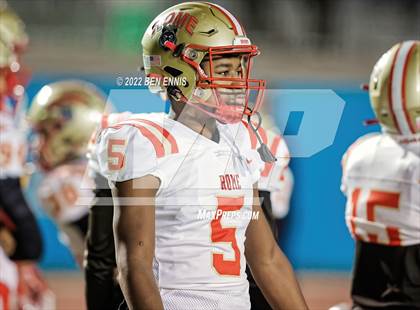 Thumbnail 2 in Langston Hughes vs Rome (GHSA 6A Semifinal) photogallery.