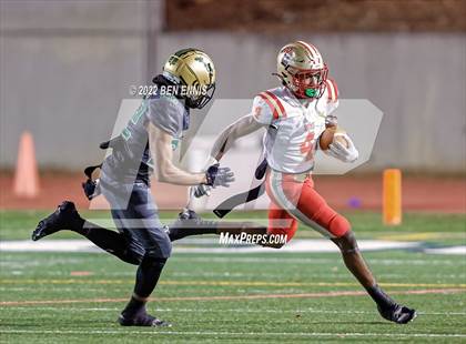 Thumbnail 2 in Langston Hughes vs Rome (GHSA 6A Semifinal) photogallery.