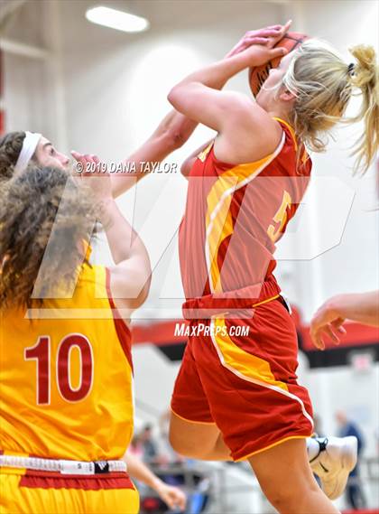 Thumbnail 1 in Chicken Express All-Star Classic photogallery.