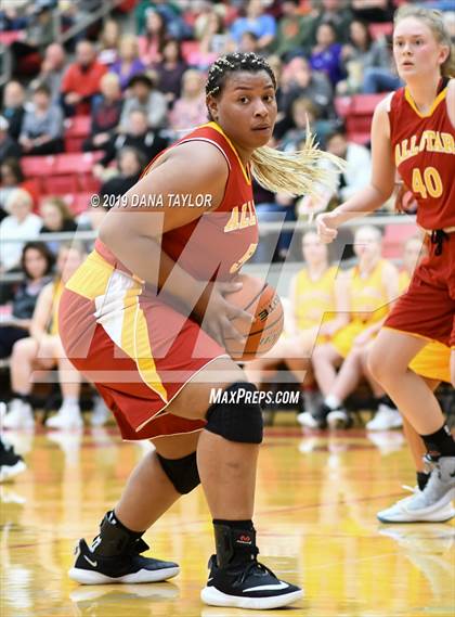 Thumbnail 1 in Chicken Express All-Star Classic photogallery.