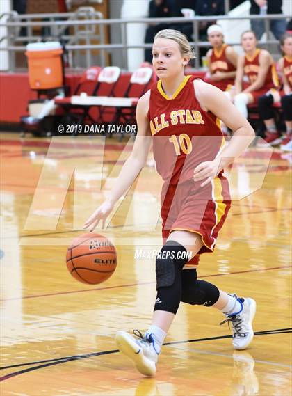 Thumbnail 2 in Chicken Express All-Star Classic photogallery.