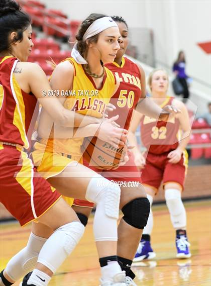 Thumbnail 2 in Chicken Express All-Star Classic photogallery.