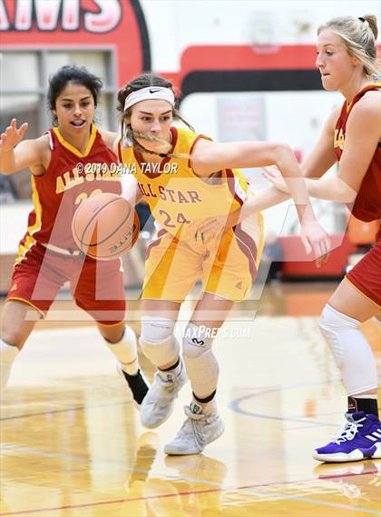 Thumbnail 1 in Chicken Express All-Star Classic photogallery.