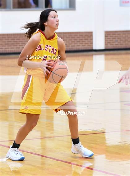 Thumbnail 1 in Chicken Express All-Star Classic photogallery.