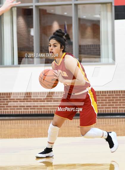 Thumbnail 2 in Chicken Express All-Star Classic photogallery.
