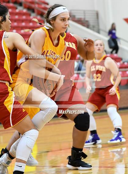 Thumbnail 1 in Chicken Express All-Star Classic photogallery.