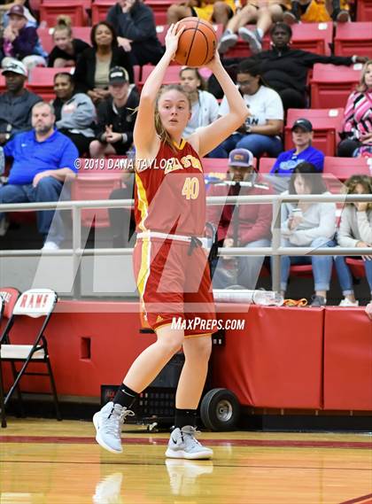 Thumbnail 2 in Chicken Express All-Star Classic photogallery.
