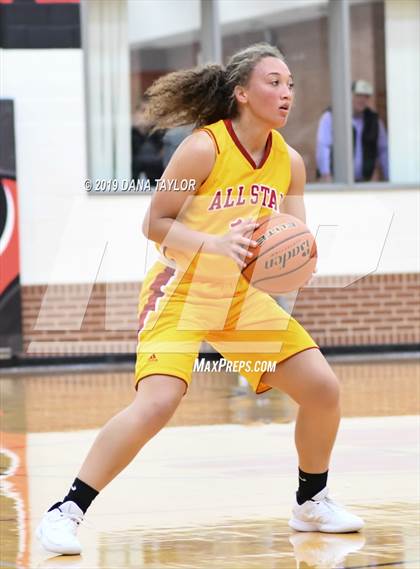 Thumbnail 2 in Chicken Express All-Star Classic photogallery.