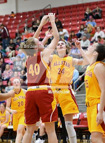 Thumbnail 1 in Chicken Express All-Star Classic photogallery.