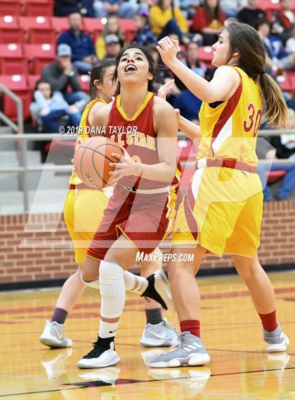 Thumbnail 1 in Chicken Express All-Star Classic photogallery.