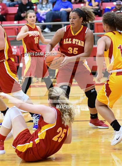 Thumbnail 3 in Chicken Express All-Star Classic photogallery.