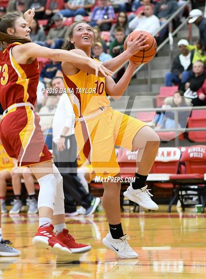 Thumbnail 1 in Chicken Express All-Star Classic photogallery.
