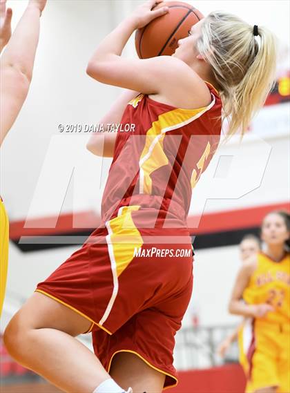 Thumbnail 1 in Chicken Express All-Star Classic photogallery.