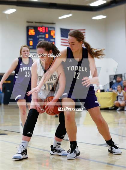 Thumbnail 2 in Tooele vs. Summit Academy photogallery.