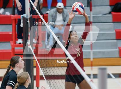 Thumbnail 1 in Trinity Christian vs. Hebron Christian (GHSA Private Semifinal) photogallery.
