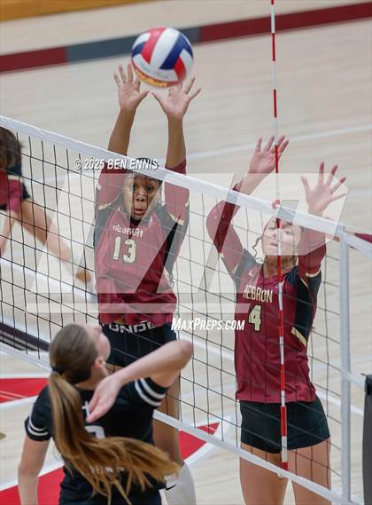Thumbnail 2 in Trinity Christian vs. Hebron Christian (GHSA Private Semifinal) photogallery.