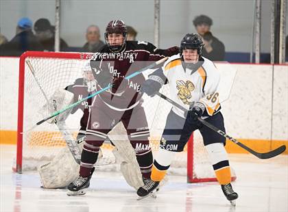 Thumbnail 2 in North Haven vs. East Haven (SCC D2 Semifinal) photogallery.