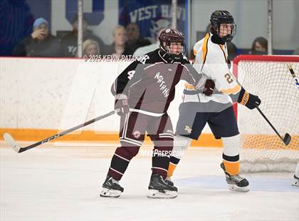 Thumbnail 3 in North Haven vs. East Haven (SCC D2 Semifinal) photogallery.