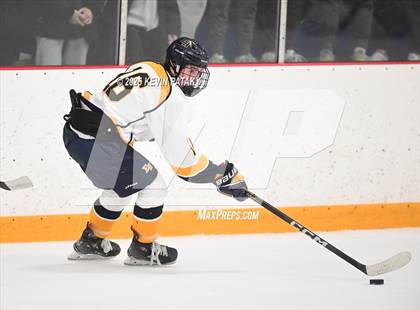 Thumbnail 2 in North Haven vs. East Haven (SCC D2 Semifinal) photogallery.