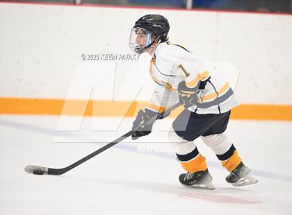 Thumbnail 2 in North Haven vs. East Haven (SCC D2 Semifinal) photogallery.