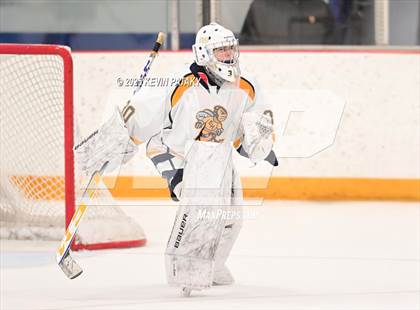 Thumbnail 3 in North Haven vs. East Haven (SCC D2 Semifinal) photogallery.