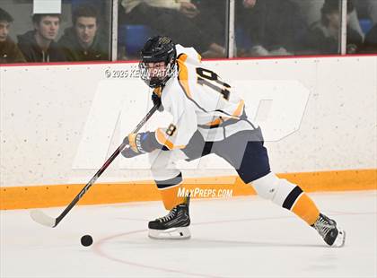 Thumbnail 2 in North Haven vs. East Haven (SCC D2 Semifinal) photogallery.