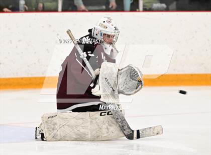 Thumbnail 3 in North Haven vs. East Haven (SCC D2 Semifinal) photogallery.