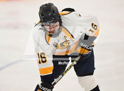 Thumbnail 1 in North Haven vs. East Haven (SCC D2 Semifinal) photogallery.
