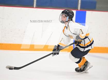 Thumbnail 2 in North Haven vs. East Haven (SCC D2 Semifinal) photogallery.