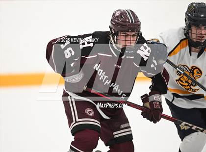 Thumbnail 2 in North Haven vs. East Haven (SCC D2 Semifinal) photogallery.