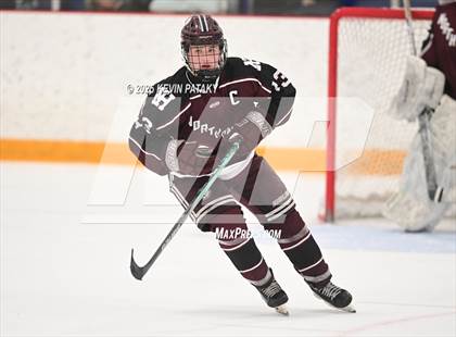 Thumbnail 2 in North Haven vs. East Haven (SCC D2 Semifinal) photogallery.